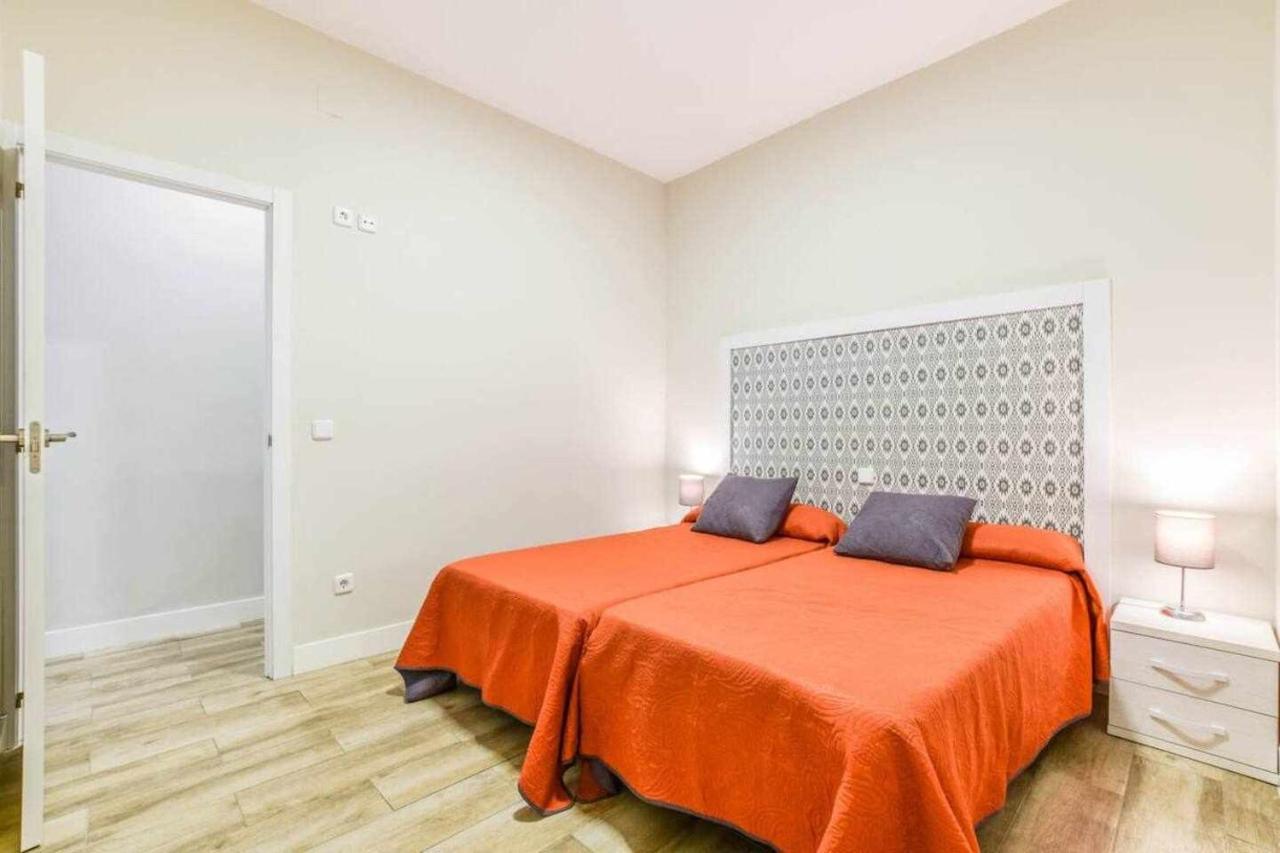 Acogedor Apartamento Entre Sol Gran Via Y Palacio Madrid Kültér fotó
