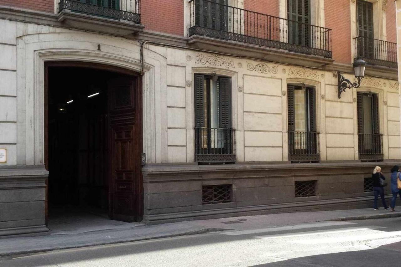 Acogedor Apartamento Entre Sol Gran Via Y Palacio Madrid Kültér fotó