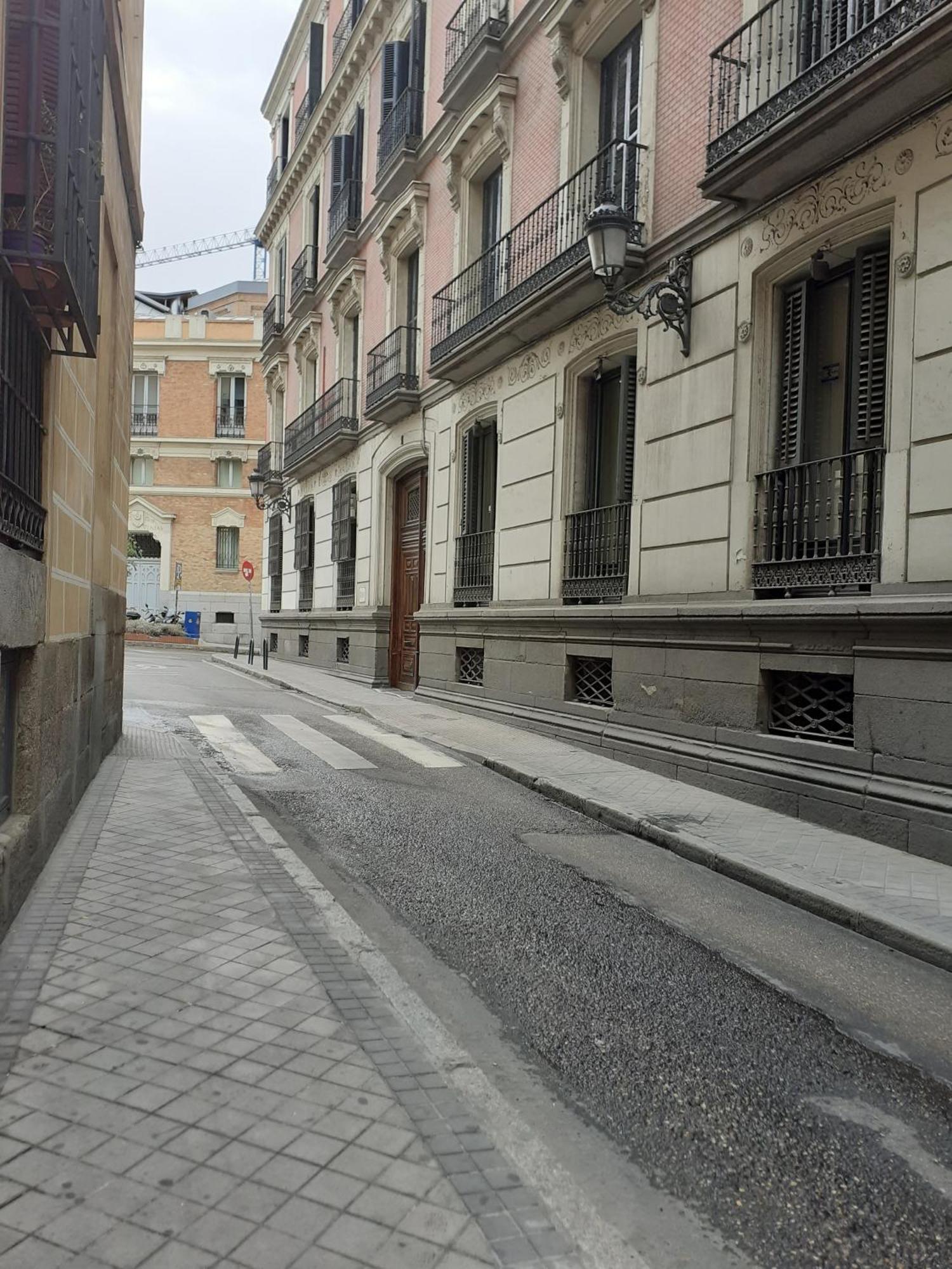 Acogedor Apartamento Entre Sol Gran Via Y Palacio Madrid Kültér fotó