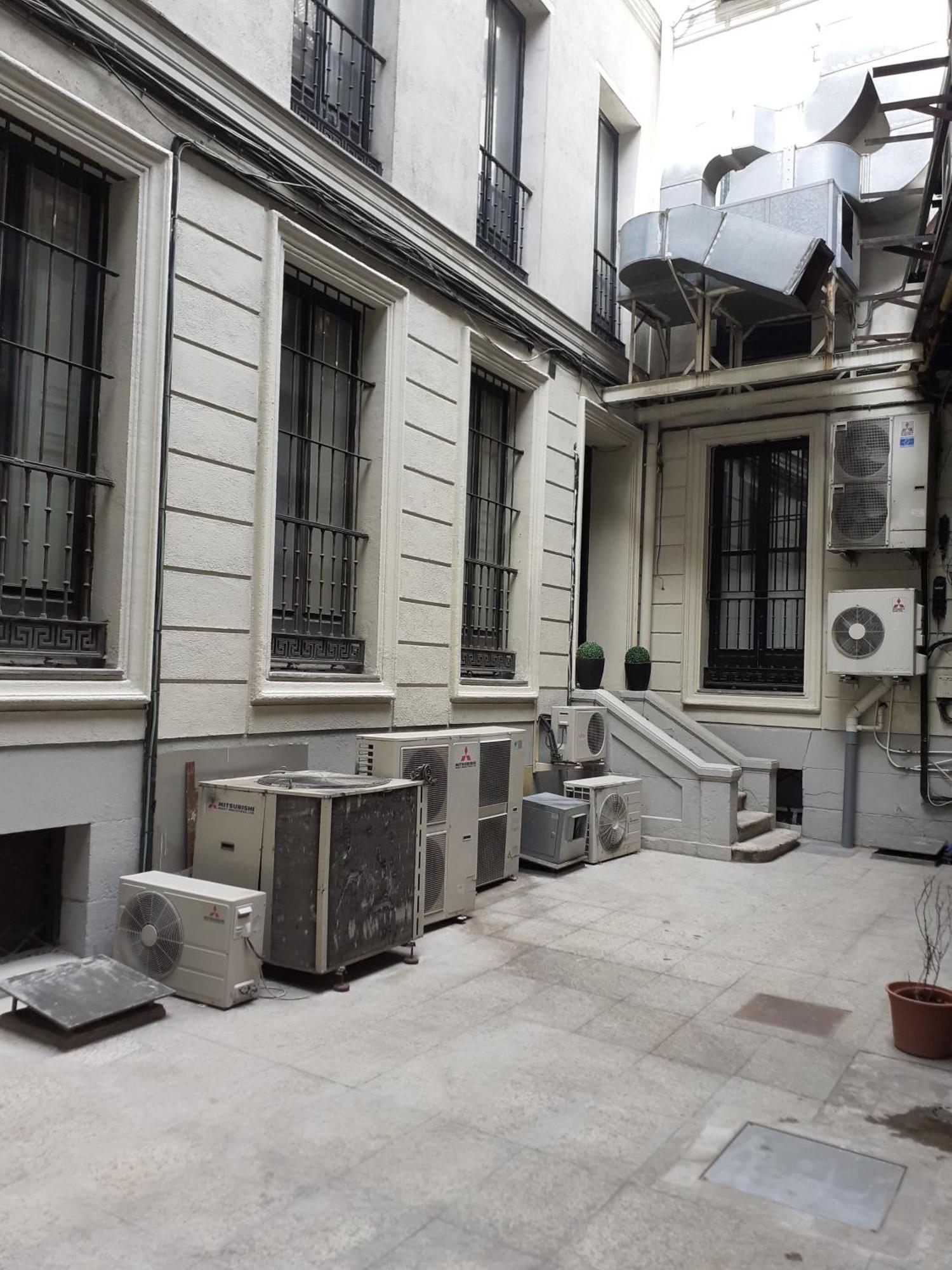Acogedor Apartamento Entre Sol Gran Via Y Palacio Madrid Kültér fotó